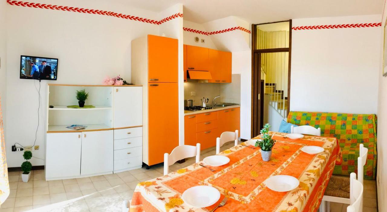 Residence Cinzia Pool Bibione Exterior photo